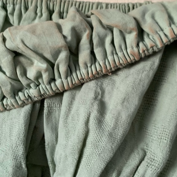 Privacy Please Crop Top - Picture 4 of 4